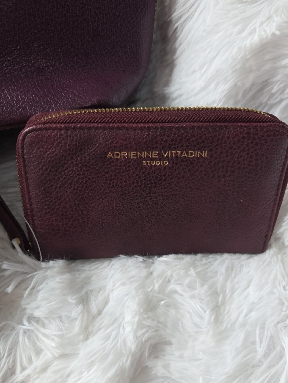 Kate Spade and Adrienne Vittadini Bundle - Picture 2 of 12